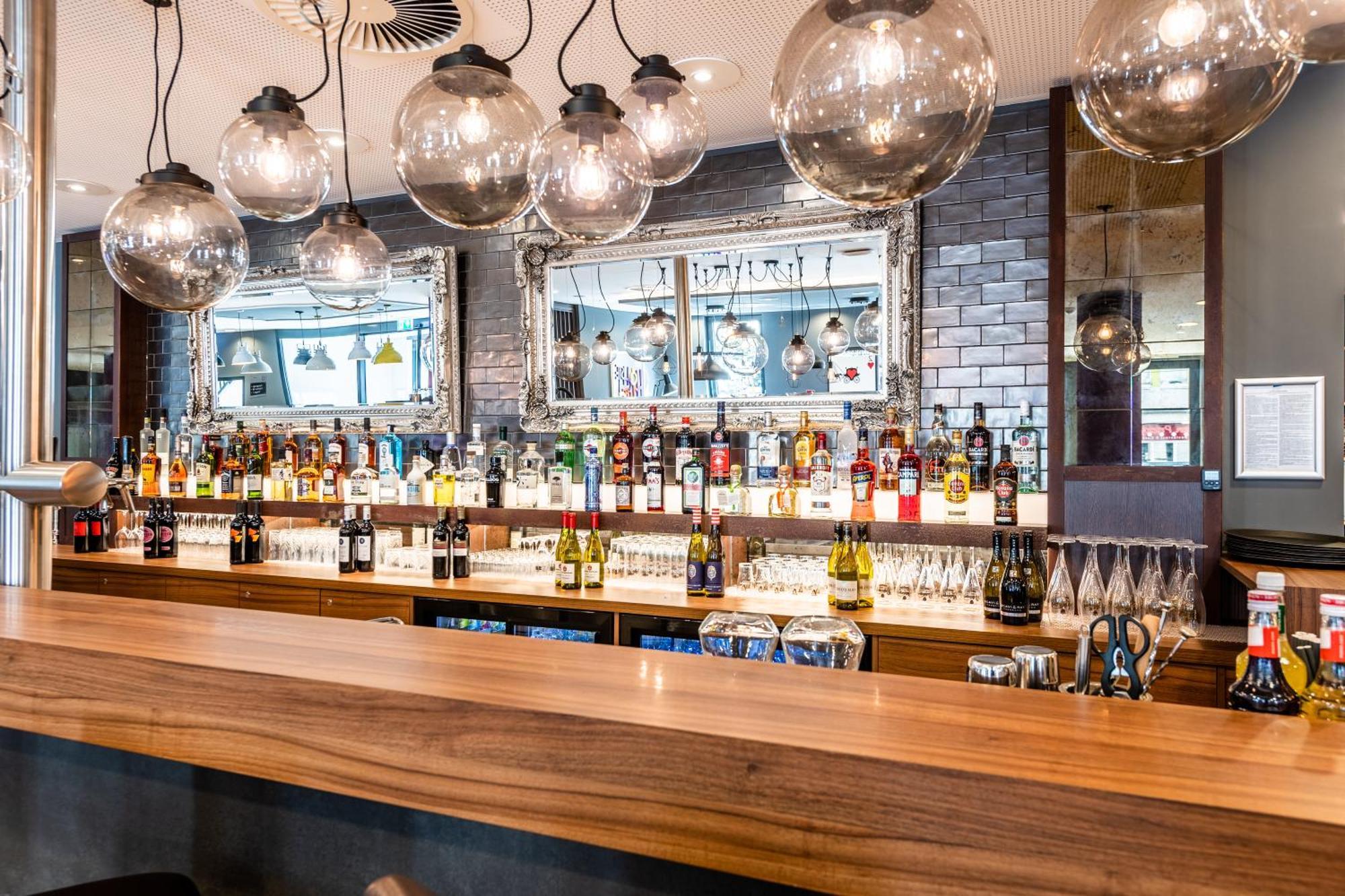 Premier Inn Duesseldorf City Centre Ngoại thất bức ảnh