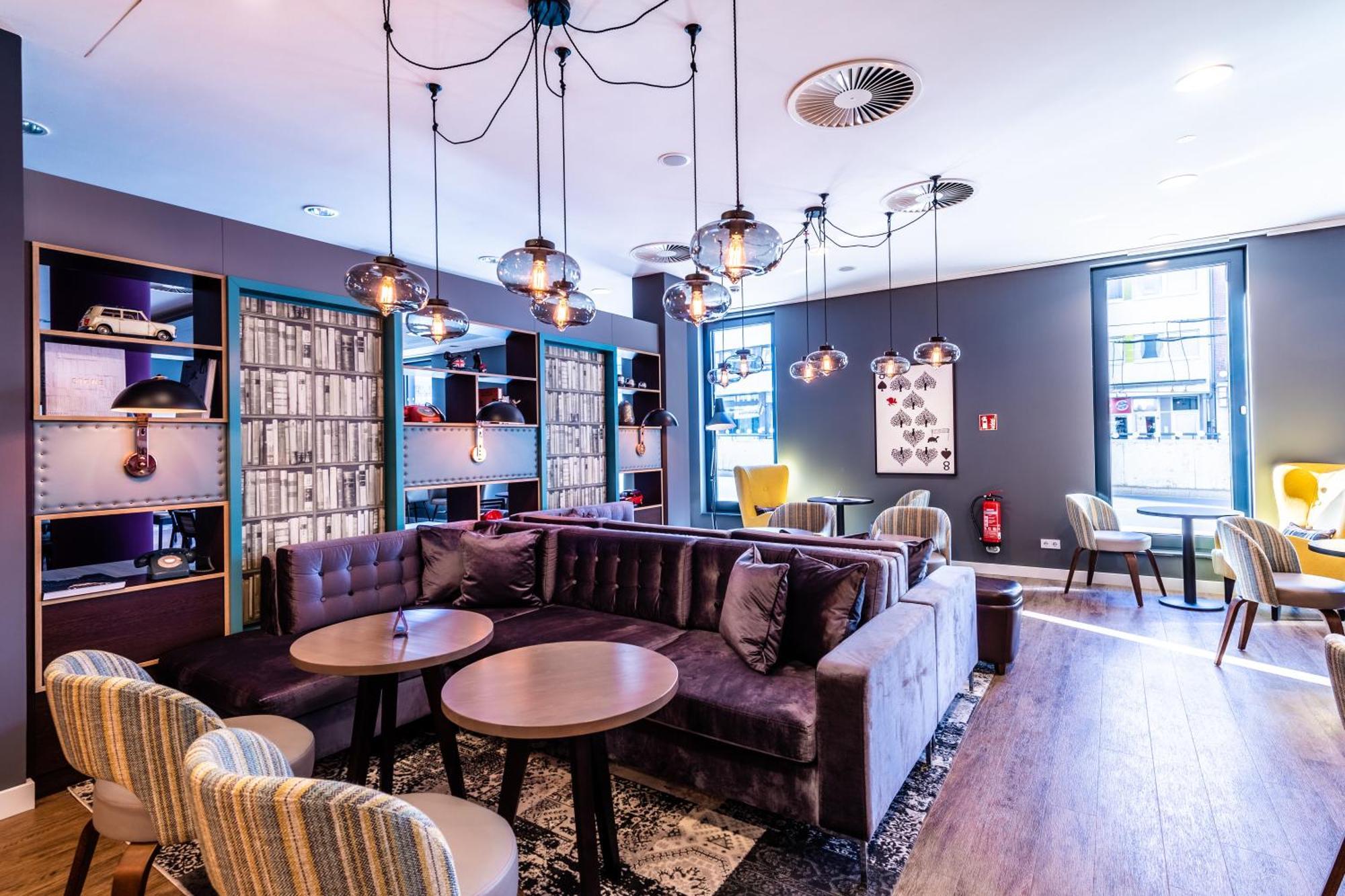 Premier Inn Duesseldorf City Centre Ngoại thất bức ảnh